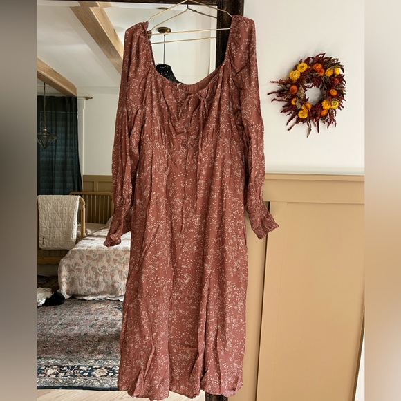 Brand new mauve dress with tags! - Picture 3 of 3